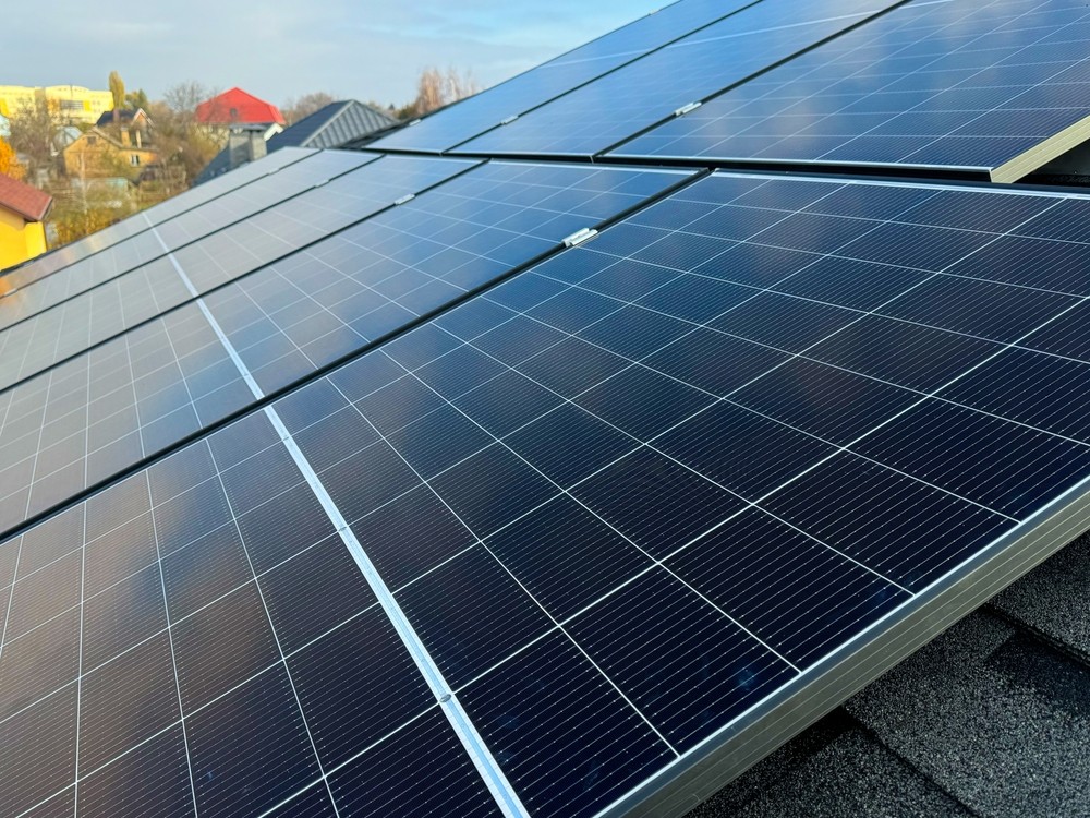 Solar PV and battery storage - Conway Power Ltd